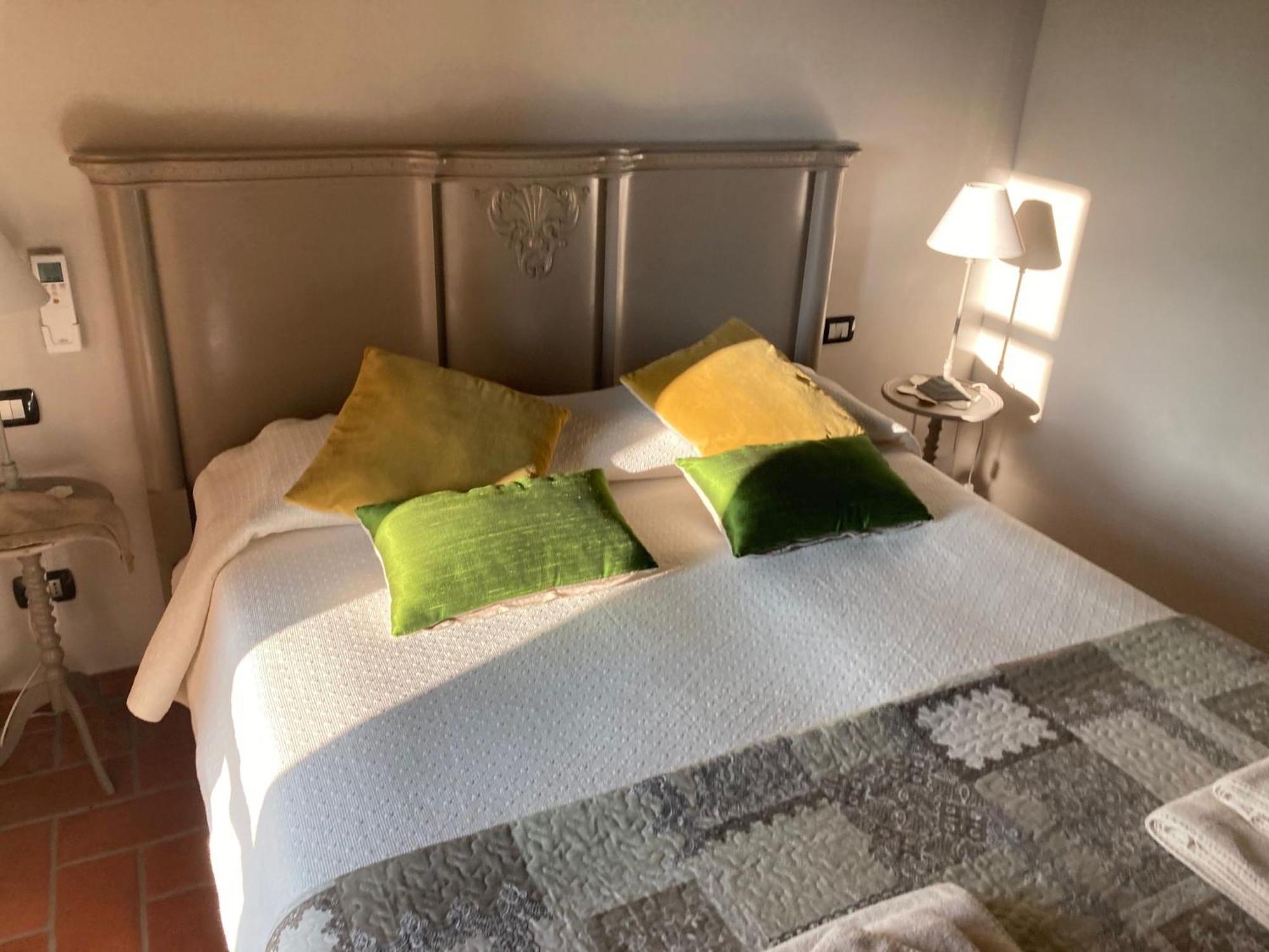 I Grappoli Divini Bed & Breakfast Viarigi Exterior foto